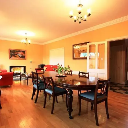 Hotel Oldchurch House 5*