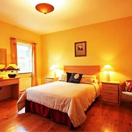 Oldchurch House Hotel 5*
